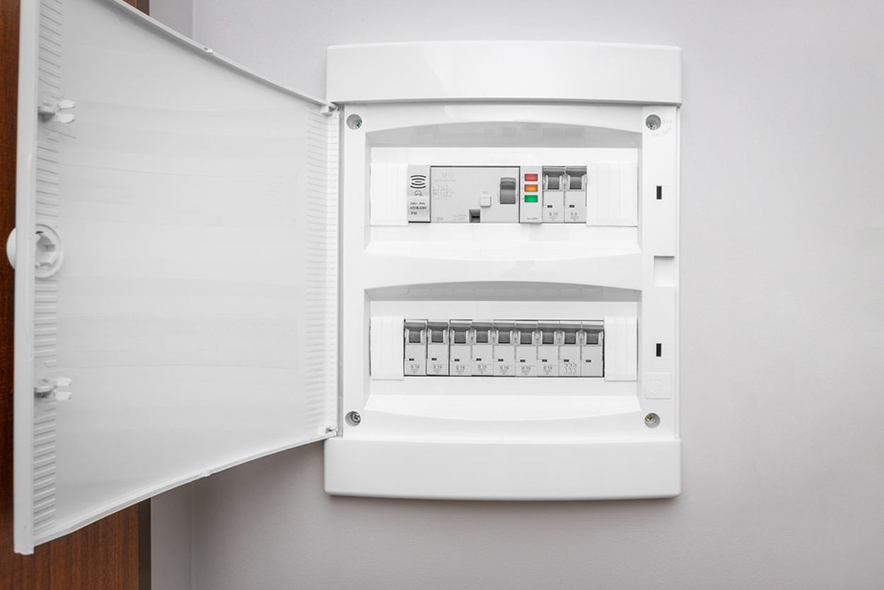 Über­spannungs­schutz bei Binner - Elektrotechnik GmbH in Aufseß
